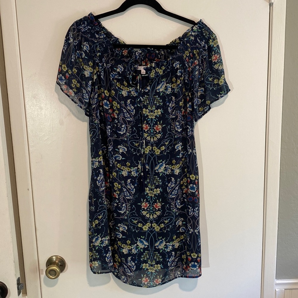 Off the Shoulder Shift Dress